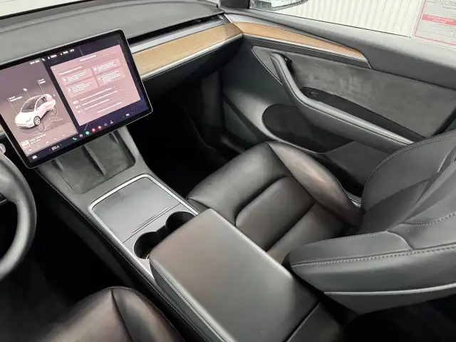Tesla Model Y Gps Mags Cuir Toit 2024 à vendre - Photo 21