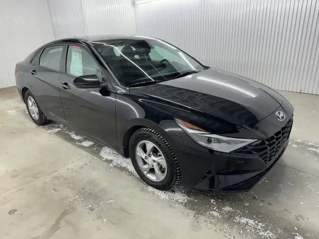 Hyundai Elantra Essential Mags A/c 2022 à vendre - Photo 4