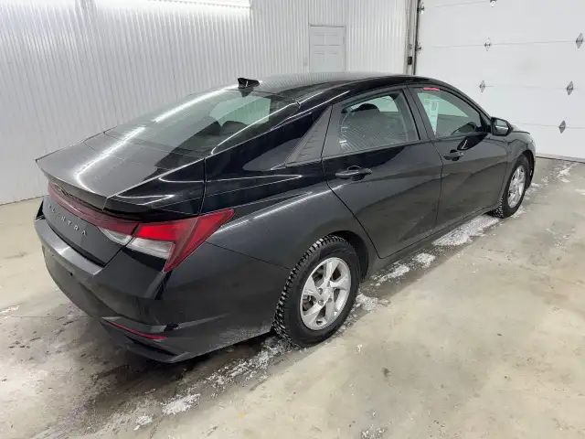 Hyundai Elantra Essential Mags A/c 2022 à vendre - Photo 5