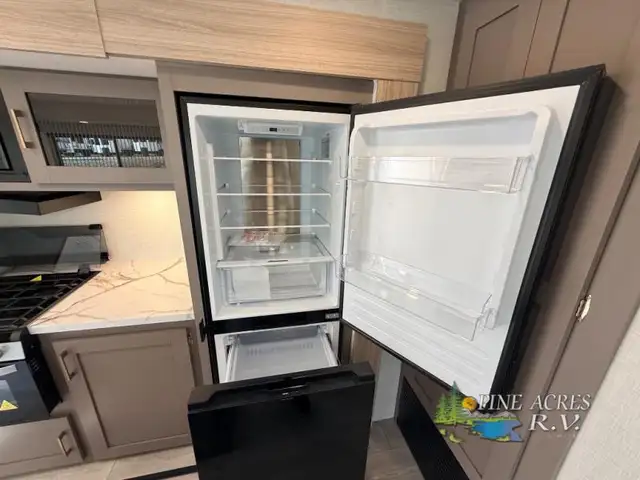 2026 KZ Sportsmen SE 344BHKSE 4 slide outs! - Photo 21