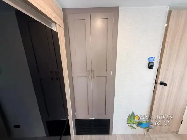 2026 KZ Sportsmen SE 344BHKSE 4 slide outs! - Photo 22