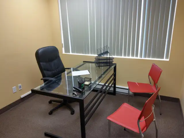 À LOUER - BUREAUX-FOR RENT - PROFESSIONAL OFFICES - WEST ISLAND - Photo 9