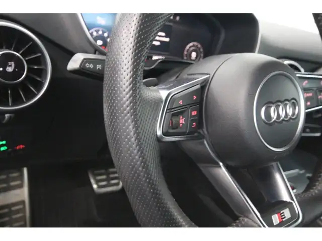 2019 Audi TT S-LINE / 2.0 TFSI / CONVERTIBLE / QUATTRO - Photo 32