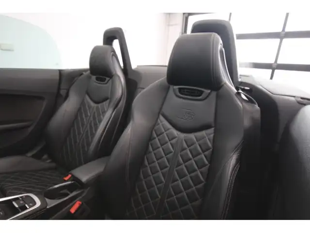 2019 Audi TT S-LINE / 2.0 TFSI / CONVERTIBLE / QUATTRO - Photo 44