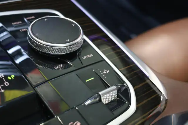 2021 BMW X7 M50i - PANO|NAVI|360CAM|HEADSUP|MASSAGE SEAT - Photo 19