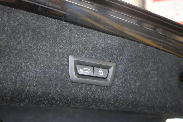 2021 BMW 3 Series M340i xDrive - SUNROOF|NAVI|CAMERA|BLINDSPOT - Photo 24