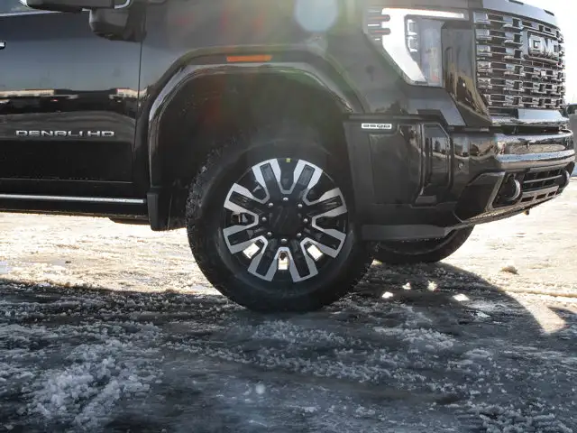 2026 GMC Sierra 3500HD Denali Ultimate | 3in BDS Lift | Fuel - Photo 11