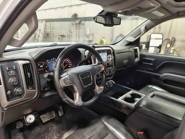 2015 GMC Sierra 2500HD Denali Z71 - Photo 7