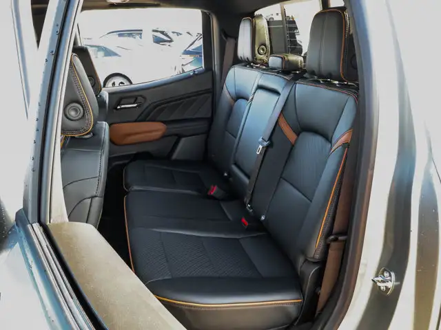 2026 GMC Canyon AT4 - Photo 15