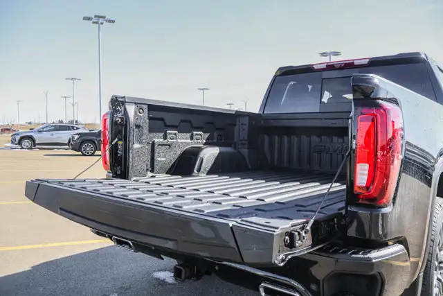 2026 GMC Sierra 1500 Denali Ultimate - Photo 8