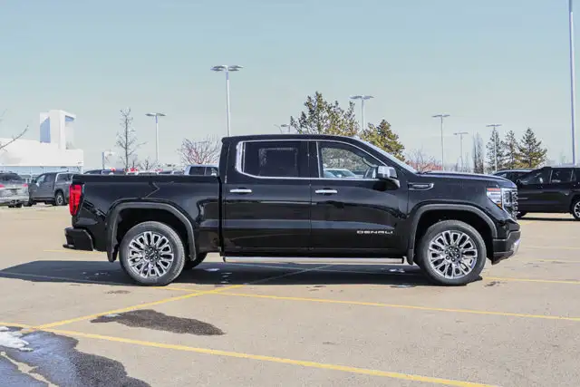 2026 GMC Sierra 1500 Denali Ultimate - Photo 10