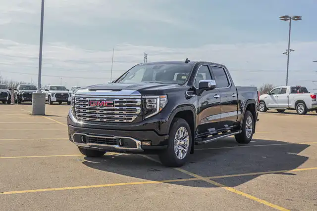 2026 GMC Sierra 1500 Denali - Photo 4