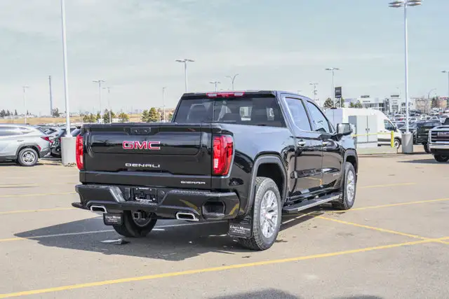 2026 GMC Sierra 1500 Denali - Photo 9