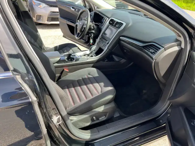 2020 Ford Fusion Hybrid SE - Photo 5