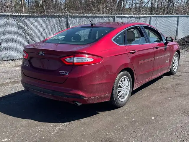 2014 FORD FUSION HYBRID TITANIUM | CLEAN CARFAX | LOADED - Photo 6