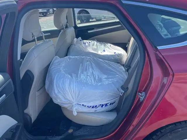 2014 FORD FUSION HYBRID TITANIUM | CLEAN CARFAX | LOADED - Photo 9