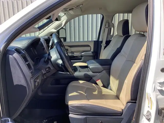 2023 Ram 2500 Limited Crew Cab 6'4 Box 4x4 | No Accidents - Photo 3