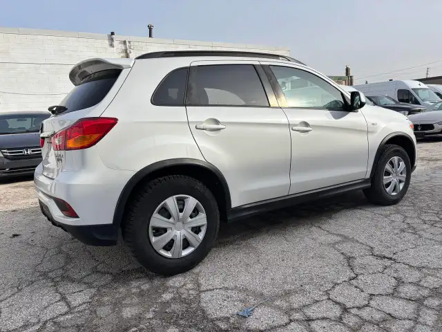 2018 Mitsubishi RVR Se Awd Ltd - Photo 8