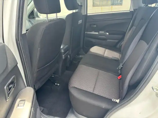 2018 Mitsubishi RVR Se Awd Ltd - Photo 14