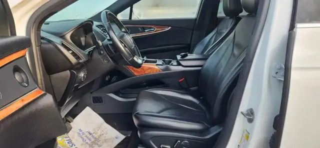 2020 Lincoln Nautilus Reserve AWD | No Accidents | Leather - Photo 3