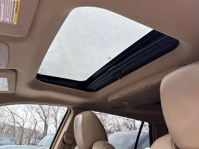 2010 BUICK ENCLAVE CXL W/2XL | AWD | 7 PSGR | CLEAN CARFAX | AS - Photo 7