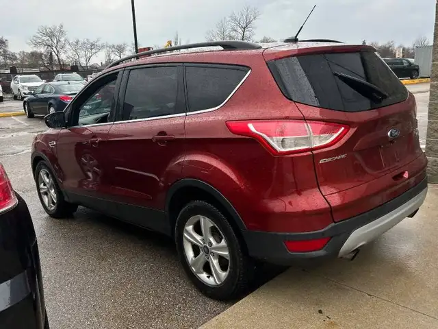 2014 FORD ESCAPE SE | CLEAN CARFAX | MINT CONDITION - Photo 6