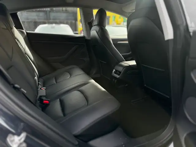 2022 TESLA MODEL 3 - Photo 7