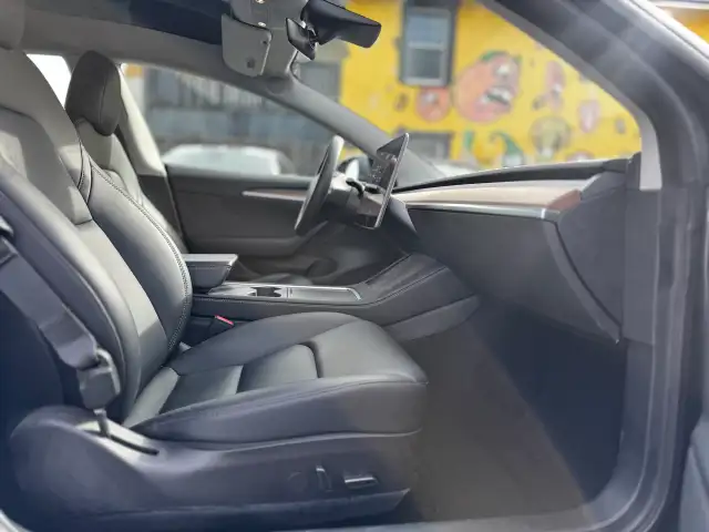 2022 TESLA MODEL 3 - Photo 8
