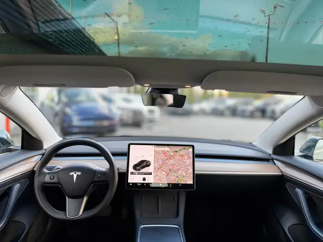 2023 TESLA MODEL 3 - Photo 6