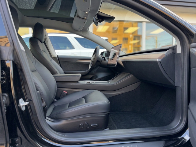 2023 TESLA MODEL 3 - Photo 11