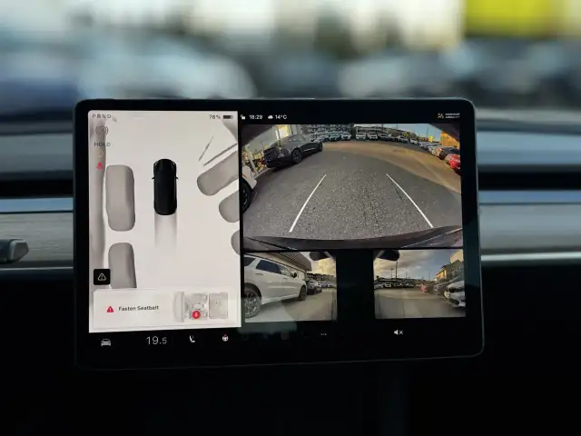 2023 TESLA MODEL 3 - Photo 17