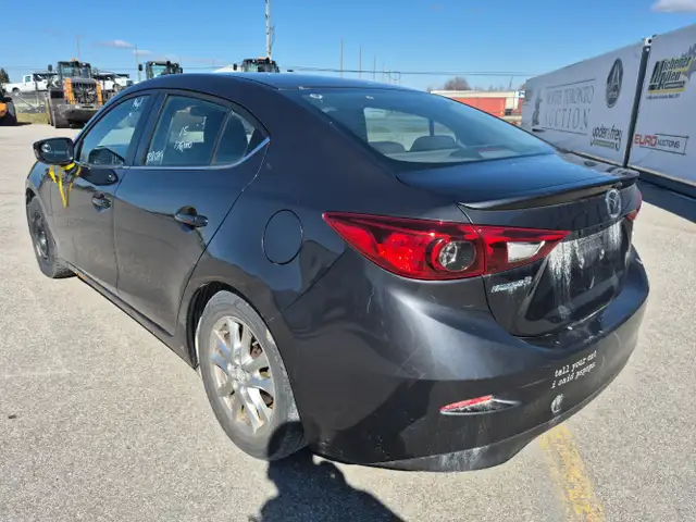 2015 Mazda Mazda3 - Photo 7