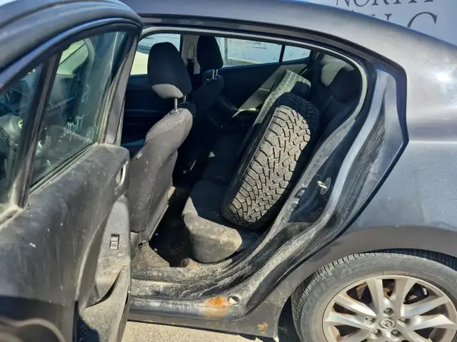 2015 Mazda Mazda3 - Photo 14
