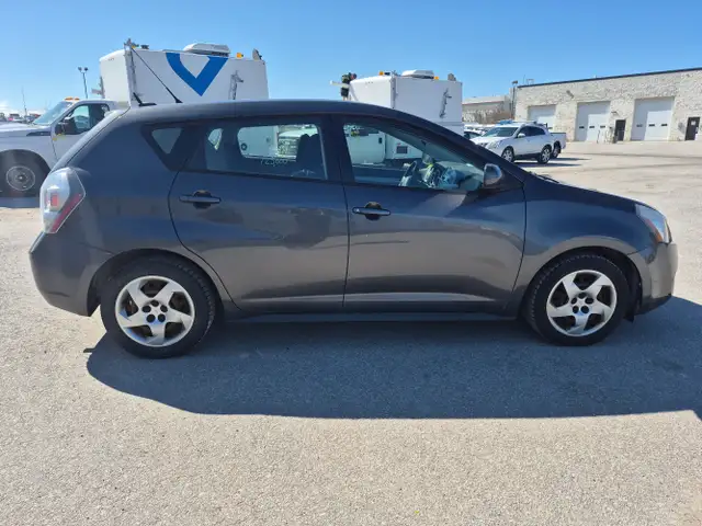 2009 Pontiac Vibe - Photo 4