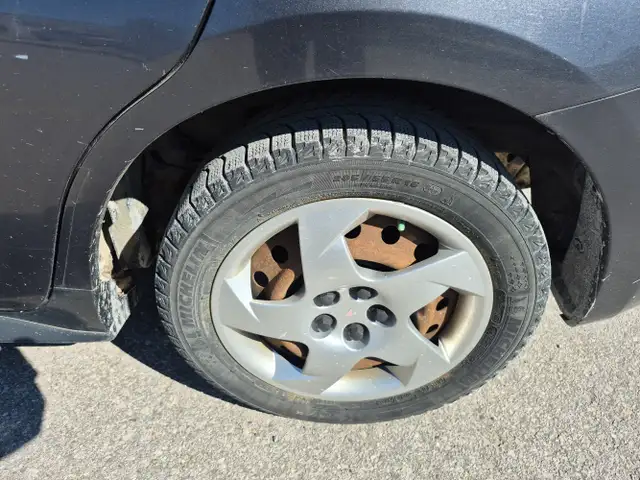 2009 Pontiac Vibe - Photo 22