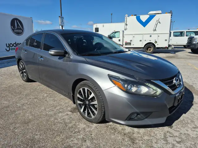 2018 Nissan Altima - Photo 3