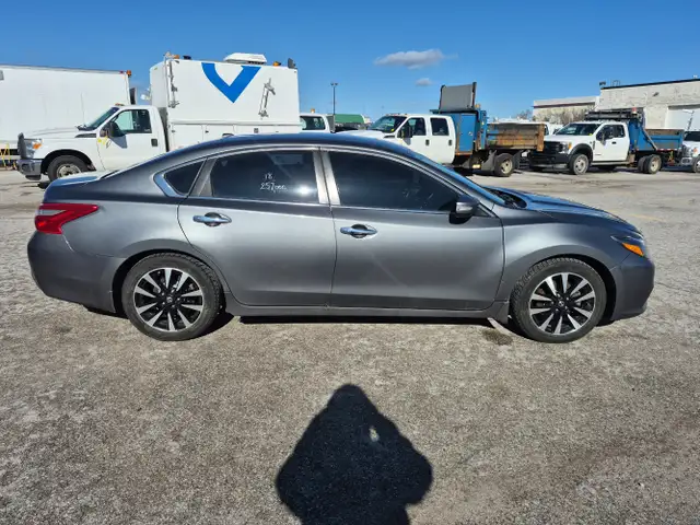 2018 Nissan Altima - Photo 4