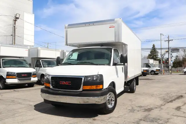 GMC Savana Cargo CUBE 14 PIEDS   DECK / CAMION NEUF / 9 KM / 6.6 - Photo 30