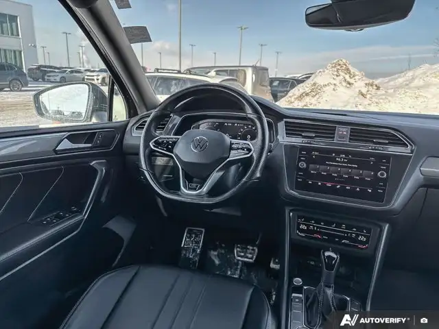 2023 Volkswagen Tiguan Comfortline R-Line Black Edition | VW - Photo 10