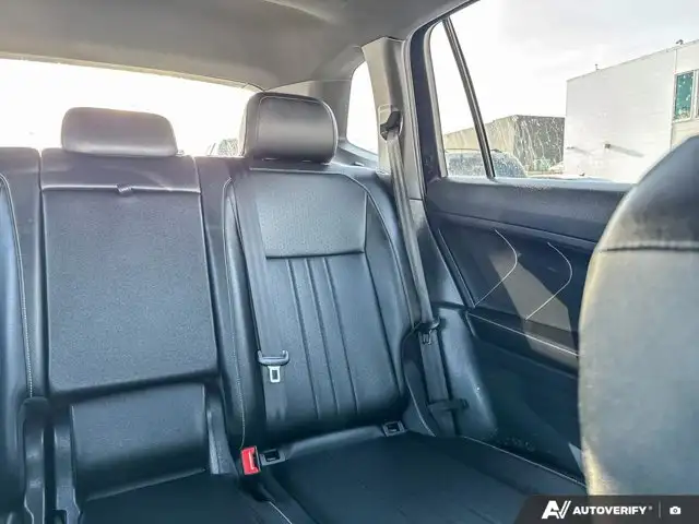 2023 Volkswagen Tiguan Comfortline R-Line Black Edition | VW - Photo 15