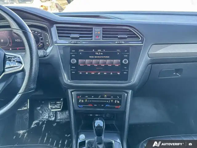 2023 Volkswagen Tiguan Comfortline R-Line Black Edition | VW - Photo 17