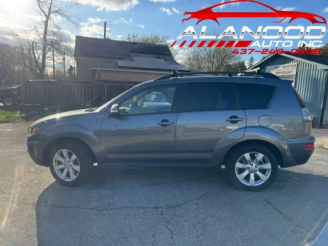 2012 Mitsubishi Outlander 4WD 4dr LS (Certified) - Photo 8