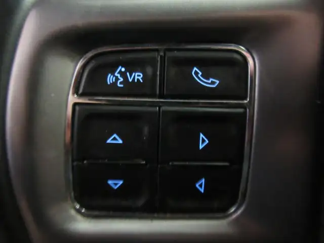 RAM 1500 CLASSIC 2022 WARLOCK CREW-CAB BOITE 5'7' 4X4 HEMI V8 5. - Photo 24