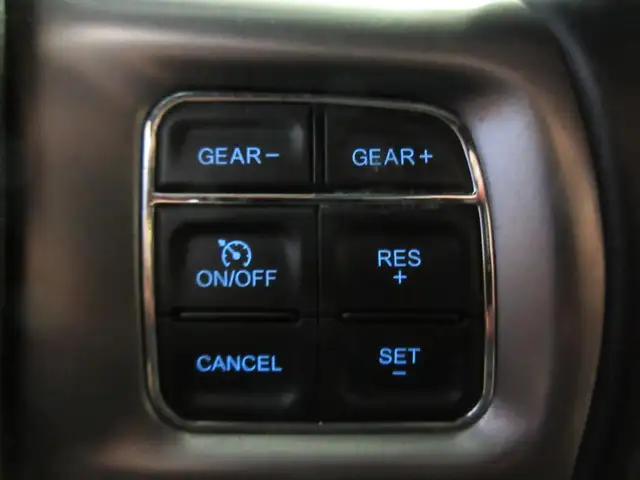 RAM 1500 CLASSIC 2022 WARLOCK CREW-CAB BOITE 5'7' 4X4 HEMI V8 5. - Photo 25