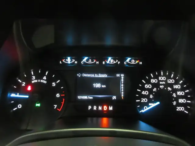 FORD F-150 2019 STX V-6 2.7 LITRES ECOBOOST 325 HP 4X4 120900 KM - Photo 8