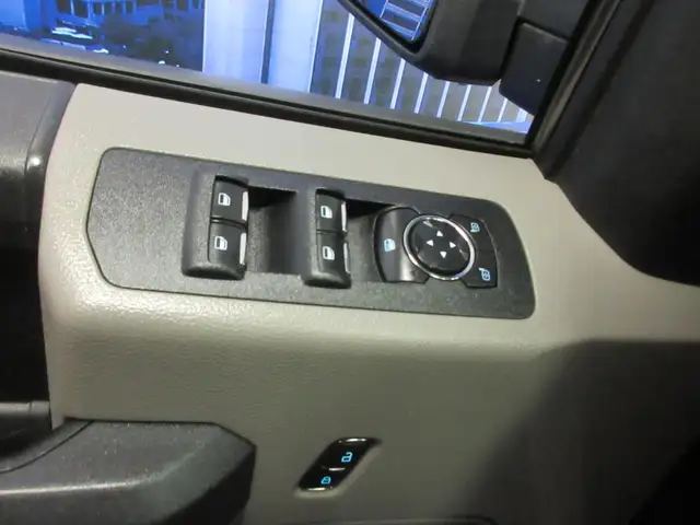 FORD F-150 2019 STX V-6 2.7 LITRES ECOBOOST 325 HP 4X4 120900 KM - Photo 12