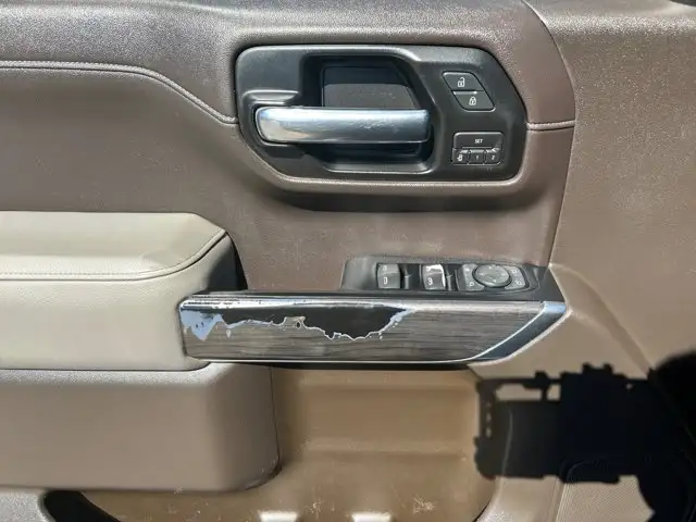 2019 Chevrolet Silverado 1500 LTZ / 4WD - Photo 16