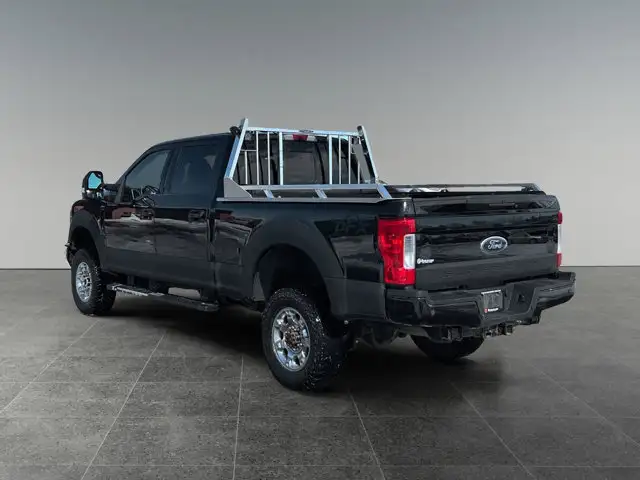 2019 Ford Super Duty F-350 SRW LARIAT /4WD - Photo 4