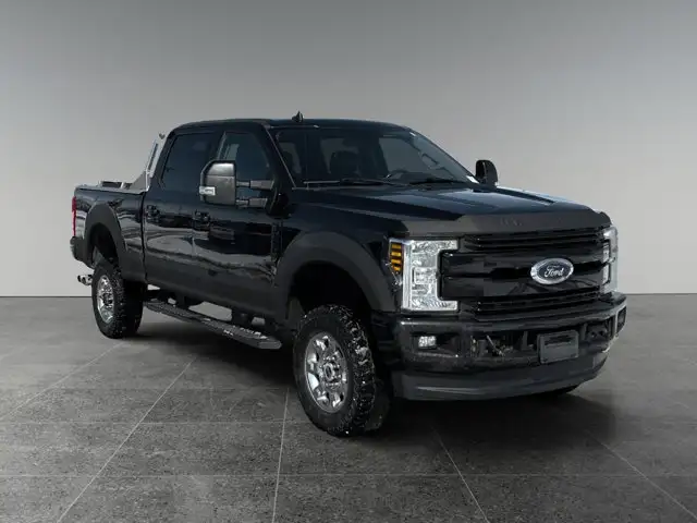2019 Ford Super Duty F-350 SRW LARIAT /4WD - Photo 9