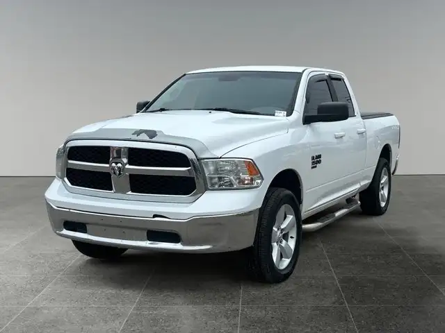 2019 Ram 1500 Classic SLT / 4WD